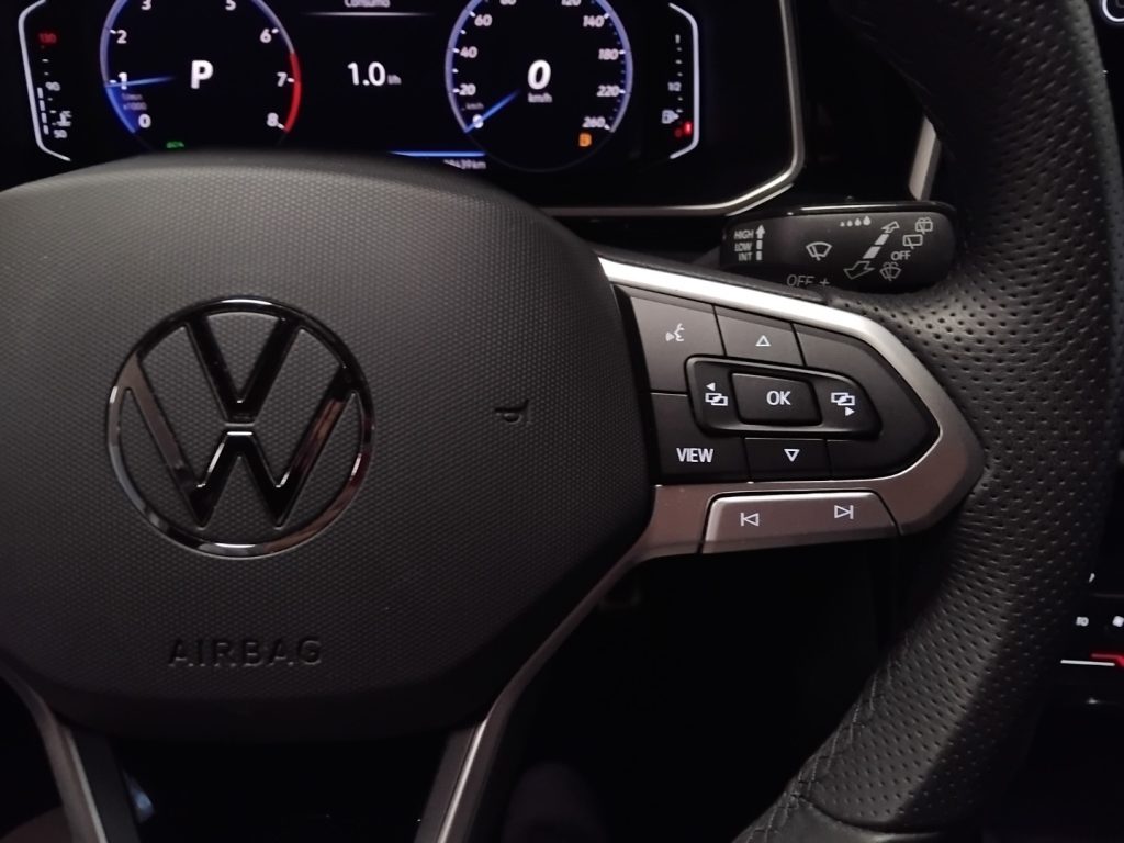 VOLKSWAGEN T-Roc 1.5 TSI DSG R-Line 18 VIDEO LED C/GRIMALDI SP.DAY - 20