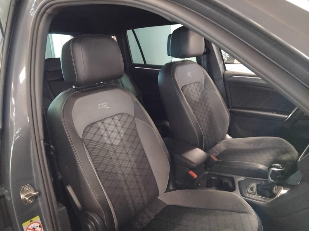 VOLKSWAGEN Tiguan 2.0 TDI 150 CV DSG R-Line 19 C/GRIMALDI SP.DAY - 15