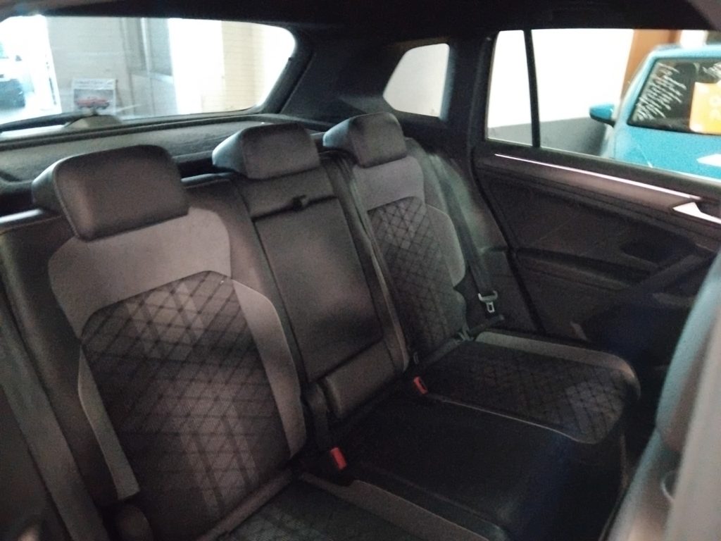 VOLKSWAGEN Tiguan 2.0 TDI 150 CV DSG R-Line 19 C/GRIMALDI SP.DAY - 13
