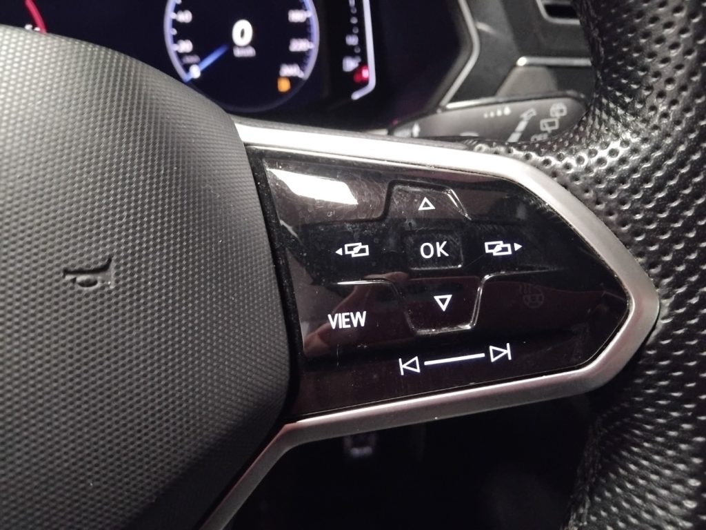 VOLKSWAGEN Tiguan 2.0 TDI 150 CV DSG R-Line 19 C/GRIMALDI SP.DAY - 22