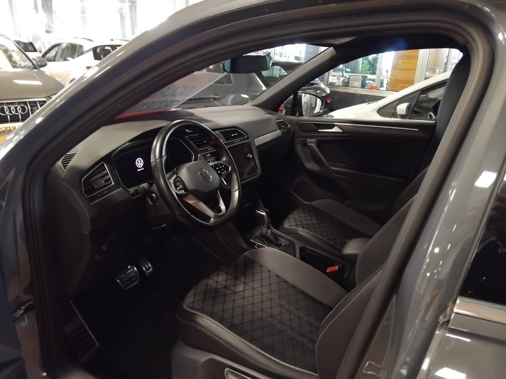 VOLKSWAGEN Tiguan 2.0 TDI 150 CV DSG R-Line 19 C/GRIMALDI SP.DAY - 16