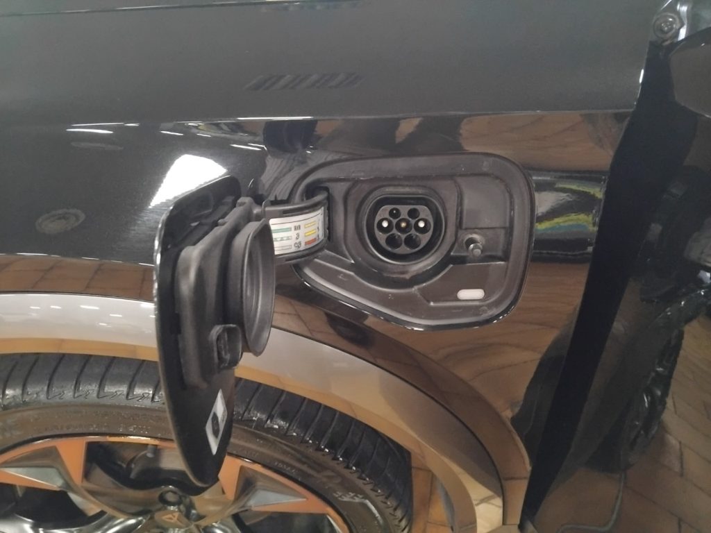 CUPRA Formentor 1.4 e-Hybrid DSG Impulse PLUG IN 19 VIDEO - 15
