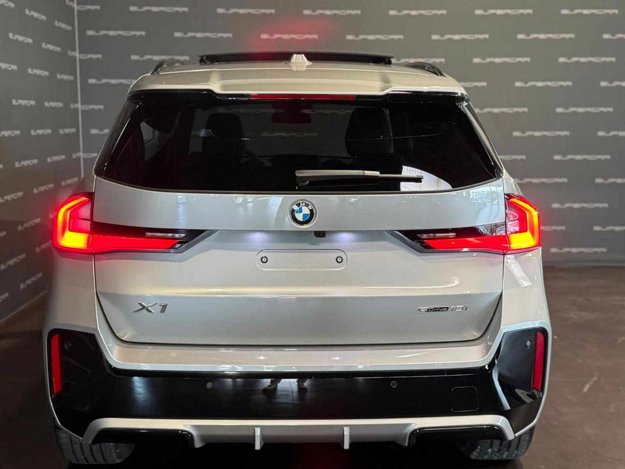 BMW X1 sDrive 18i Msport - 4