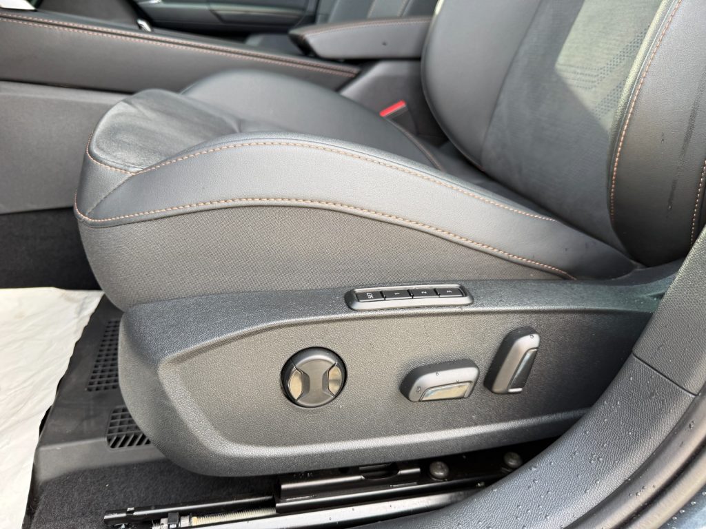 CUPRA Formentor 1.5 e-Hybrid DSG Dark Stone Navi LED 360° Pano - 6