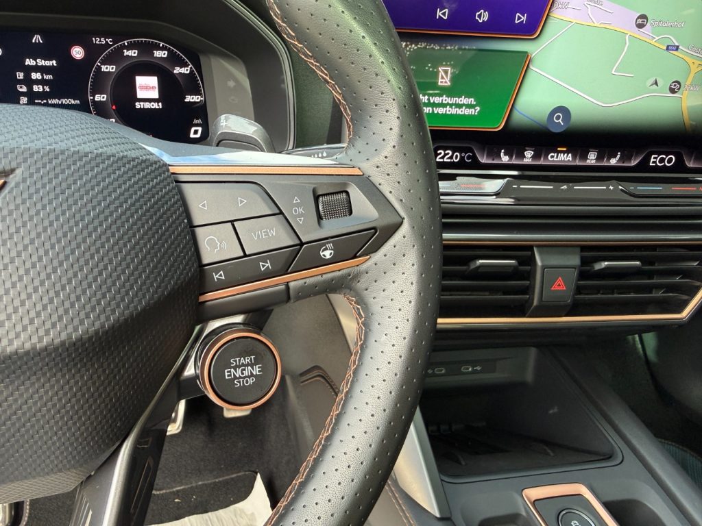 CUPRA Formentor 1.5 e-Hybrid DSG Dark Stone Navi LED 360° Pano - 15