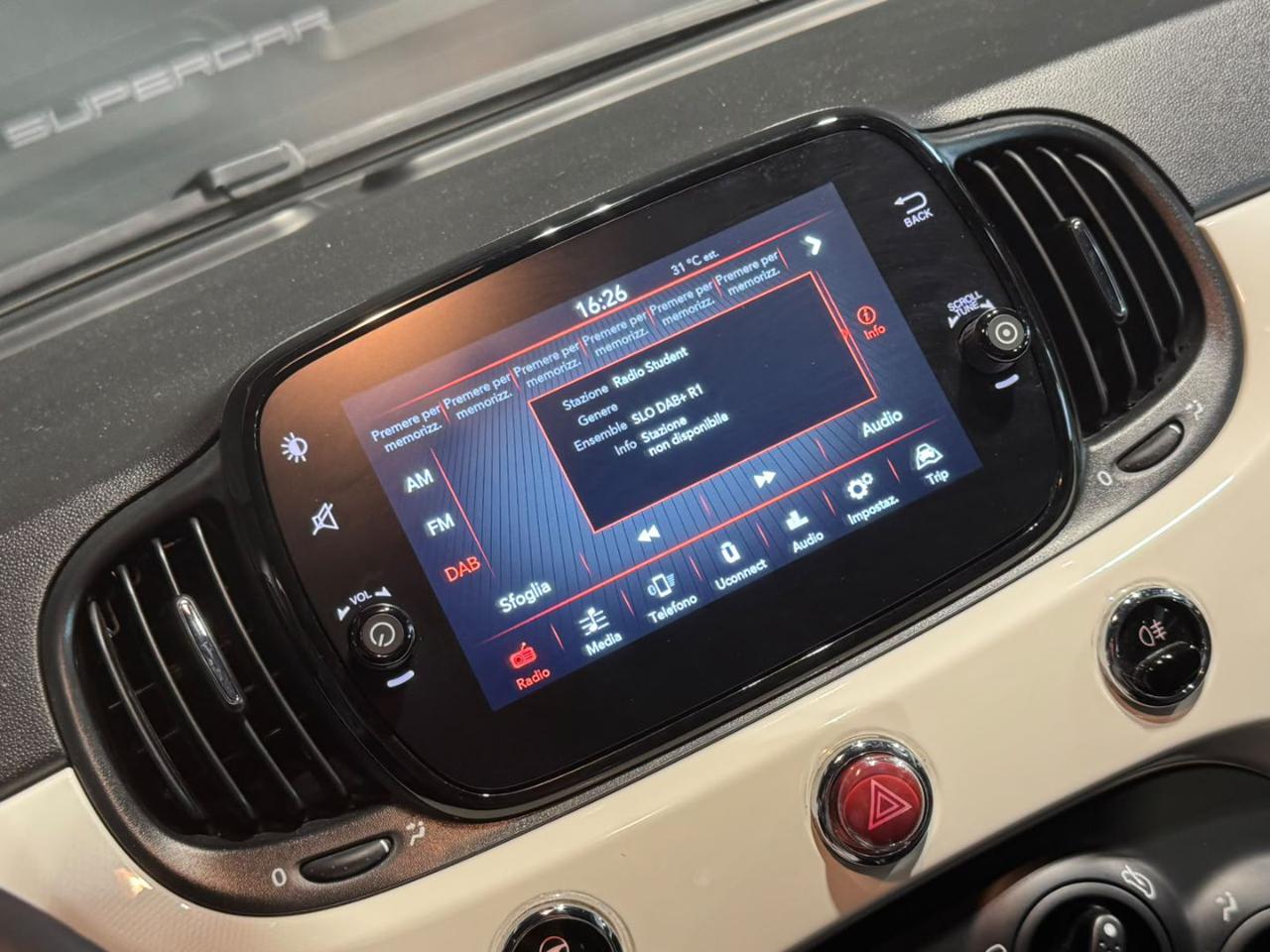 FIAT 500 1.0 Hybrid Club - 12