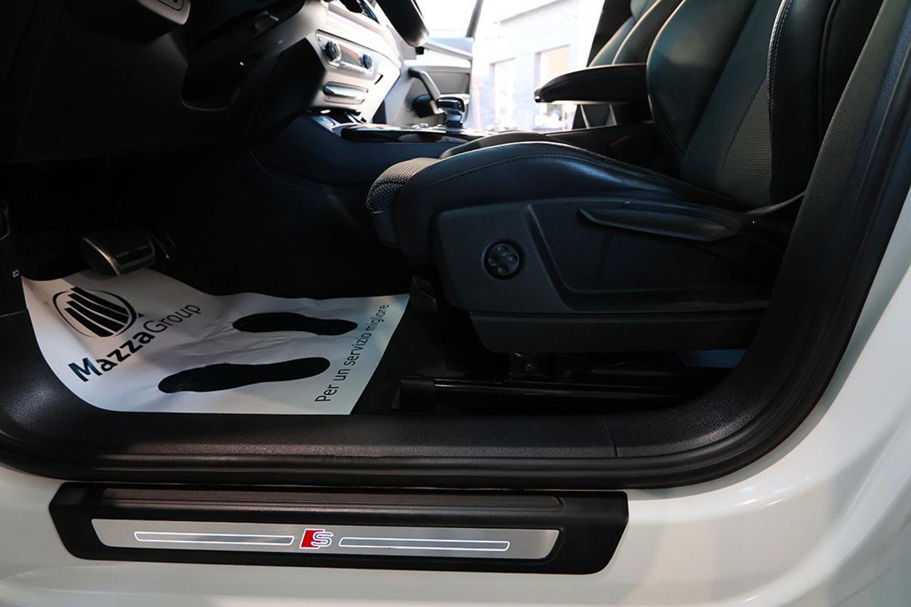 AUDI Q5 35 TDI Sportback S-Tronic S-Line Plus - 42