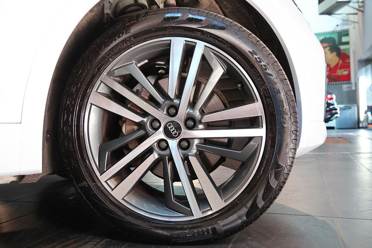 AUDI Q5 35 TDI Sportback S-Tronic S-Line Plus - 6