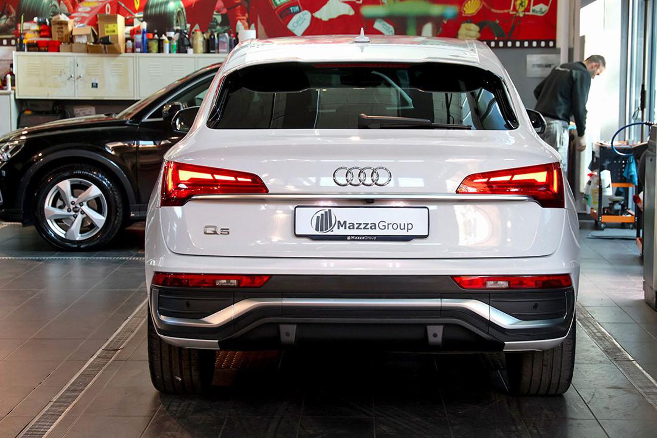 AUDI Q5 35 TDI Sportback S-Tronic S-Line Plus - 4
