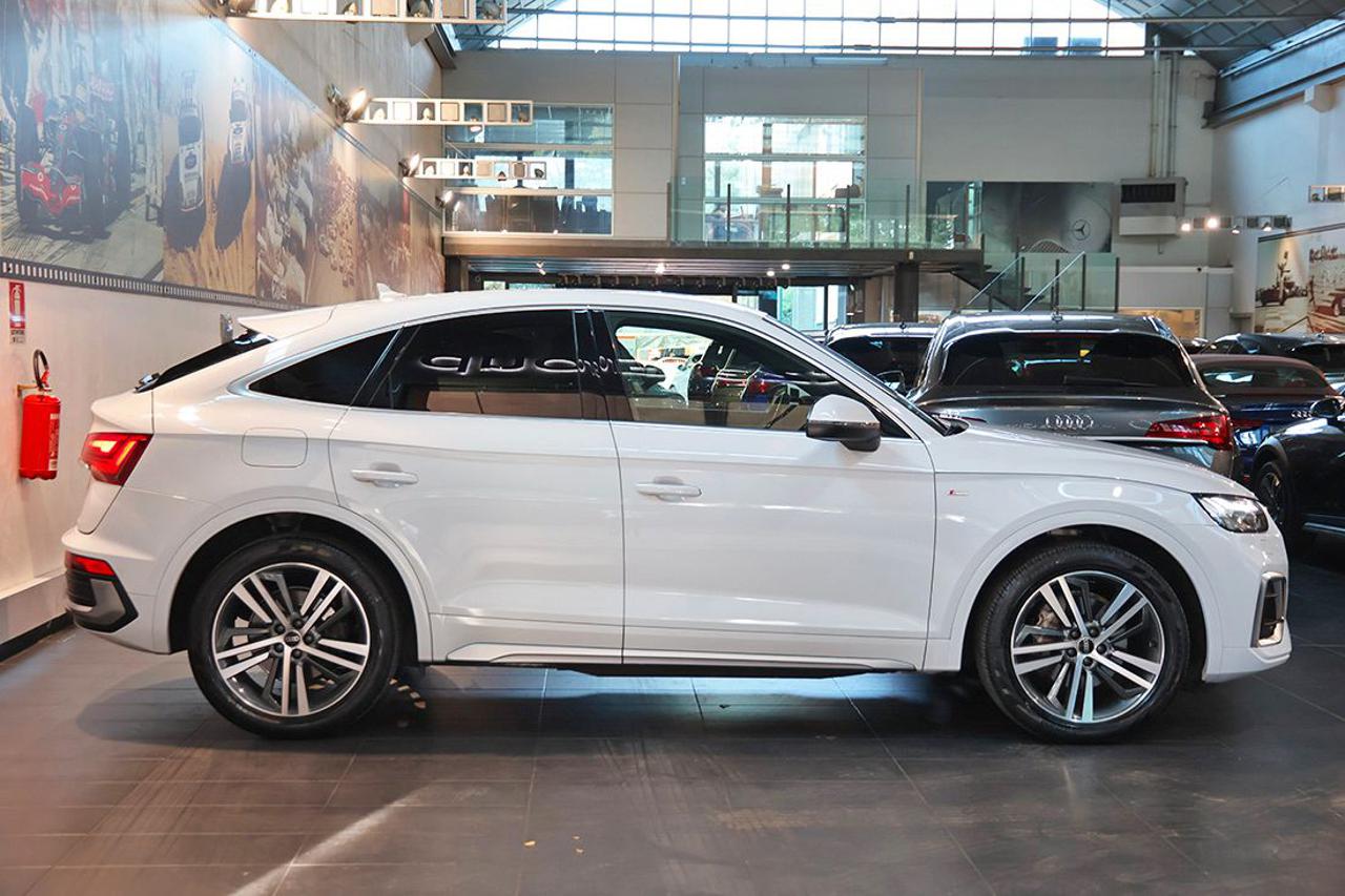 AUDI Q5 35 TDI Sportback S-Tronic S-Line Plus - 2