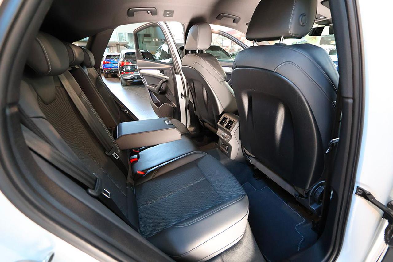AUDI Q5 35 TDI Sportback S-Tronic S-Line Plus - 19