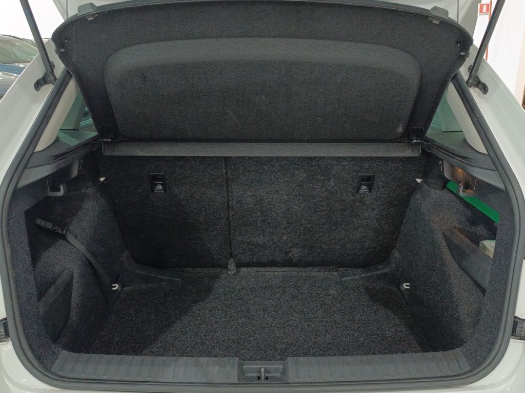 SKODA Kamiq 1.0 TSI 115 CV DSG Black Dots - 12