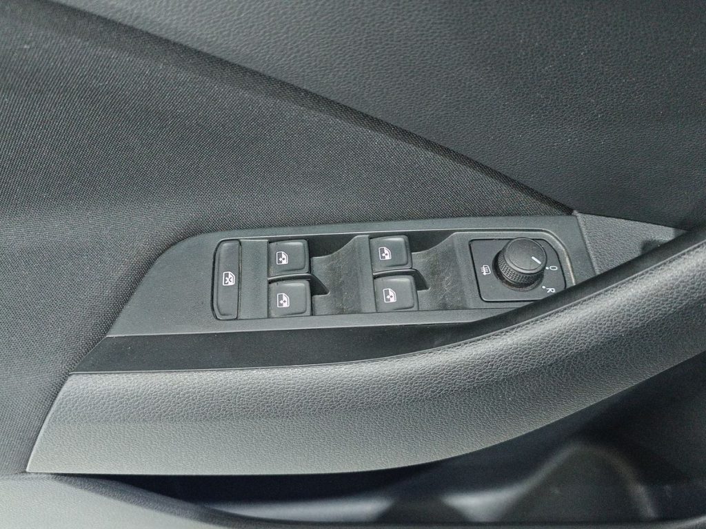 SKODA Kamiq 1.0 TSI 115 CV DSG Black Dots - 21