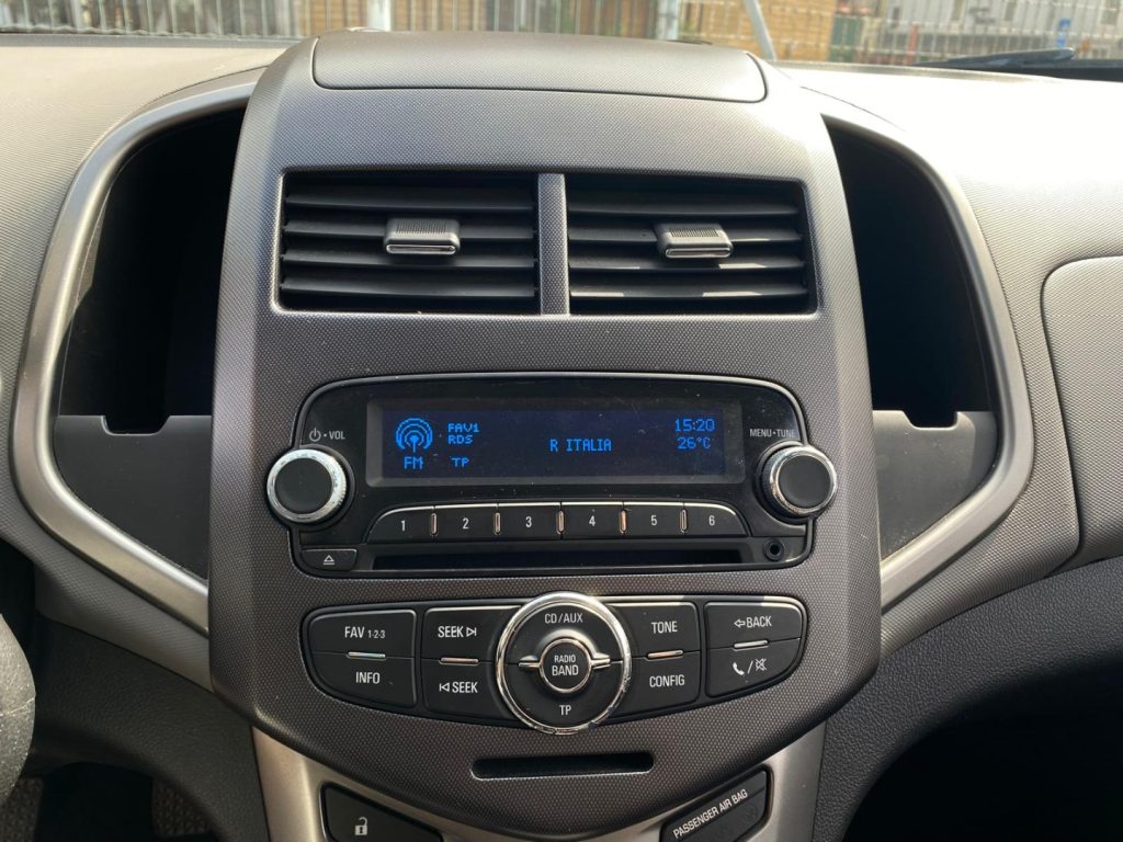 CHEVROLET Aveo 1.2 5Porte*Uniproprietario*PER NEOPATENTATI - 19