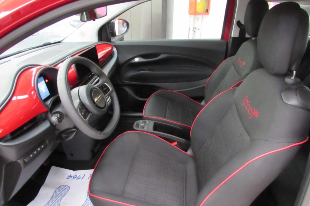 FIAT 500e Berlina 42 kWh Red - km 6190 - 7