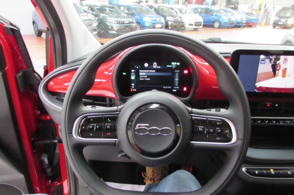 FIAT 500e Berlina 42 kWh Red - km 6190 - 12
