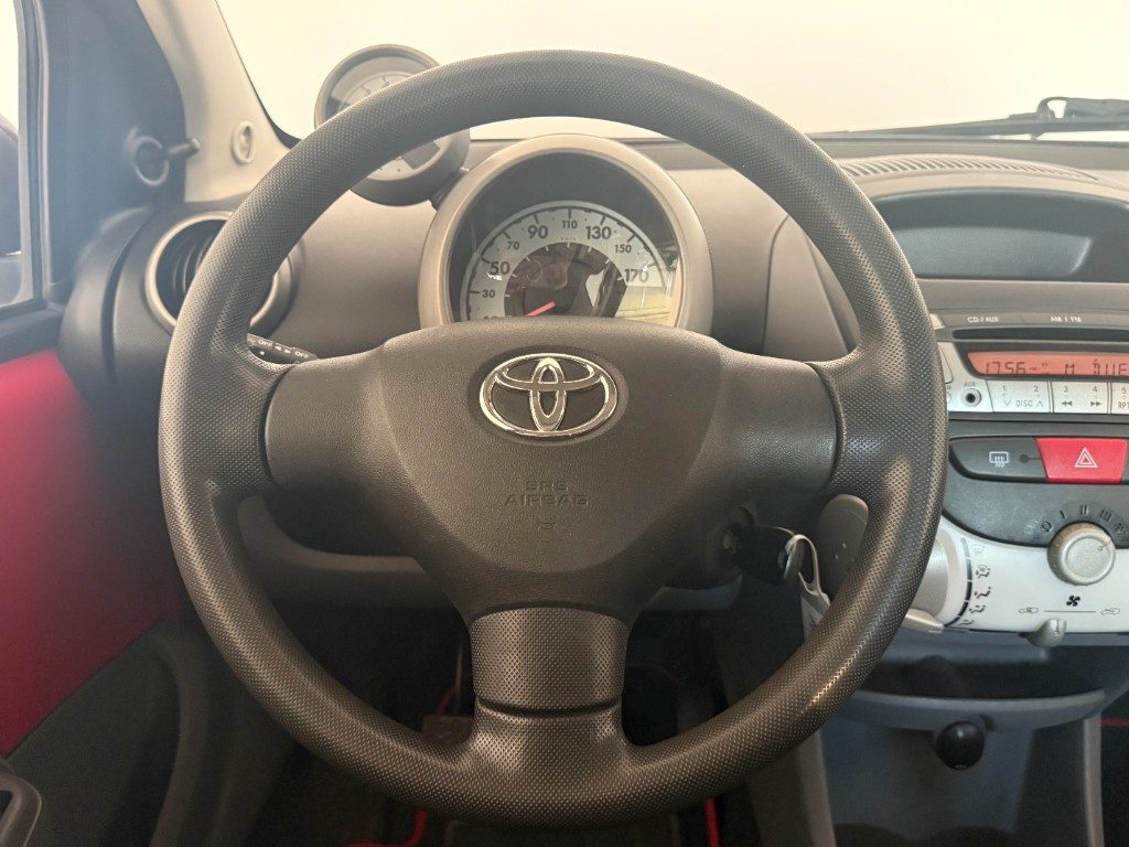 TOYOTA Aygo 1.0 12V VVT-i 3 porte Sol - 13