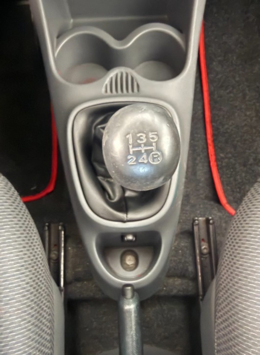 TOYOTA Aygo 1.0 12V VVT-i 3 porte Sol - 15