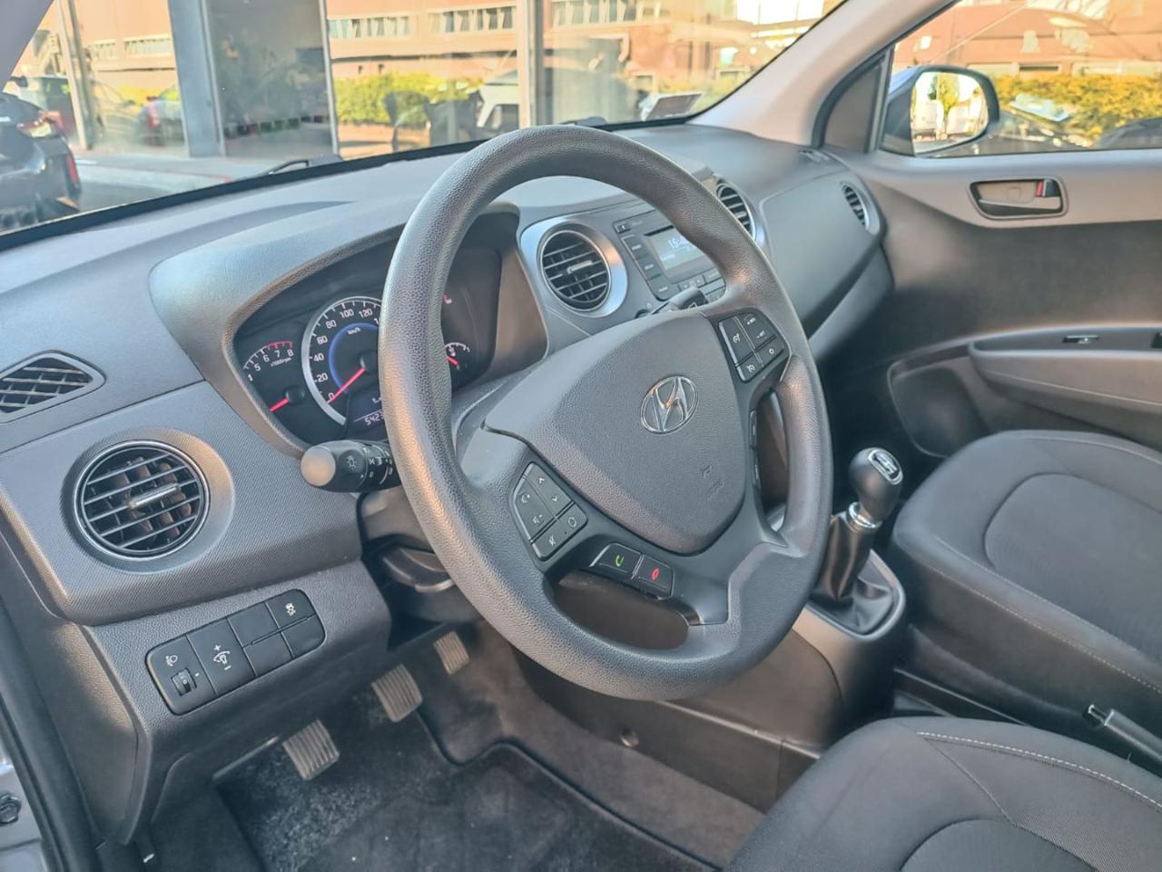 HYUNDAI i10 1.0 MPI Login - 22