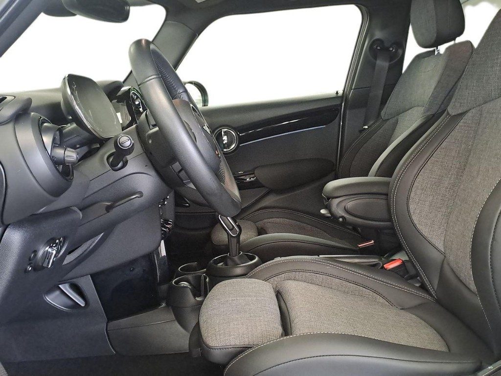 MINI Cooper 1.5 Cooper Classic 5 porte Pacchetto Premium Aut. - 9