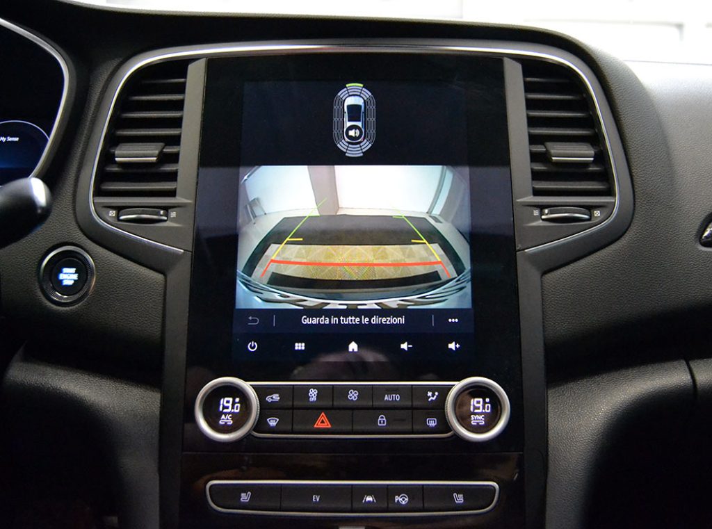 RENAULT Megane Sporter Plug-in Hybrid E-TECH 160 CV R.S. Line ** - 10