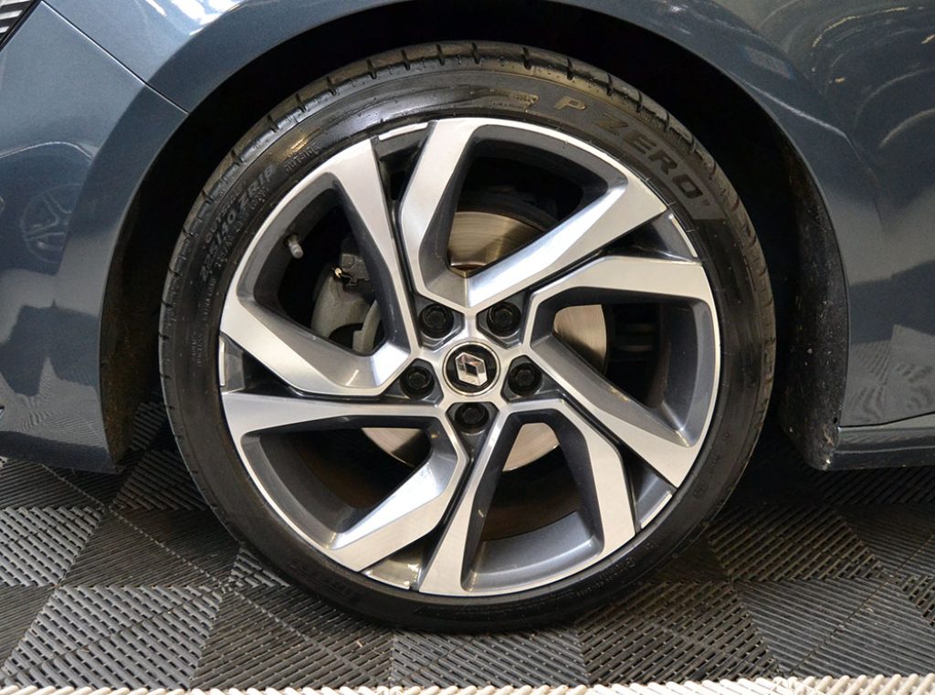 RENAULT Megane Sporter Plug-in Hybrid E-TECH 160 CV R.S. Line ** - 26