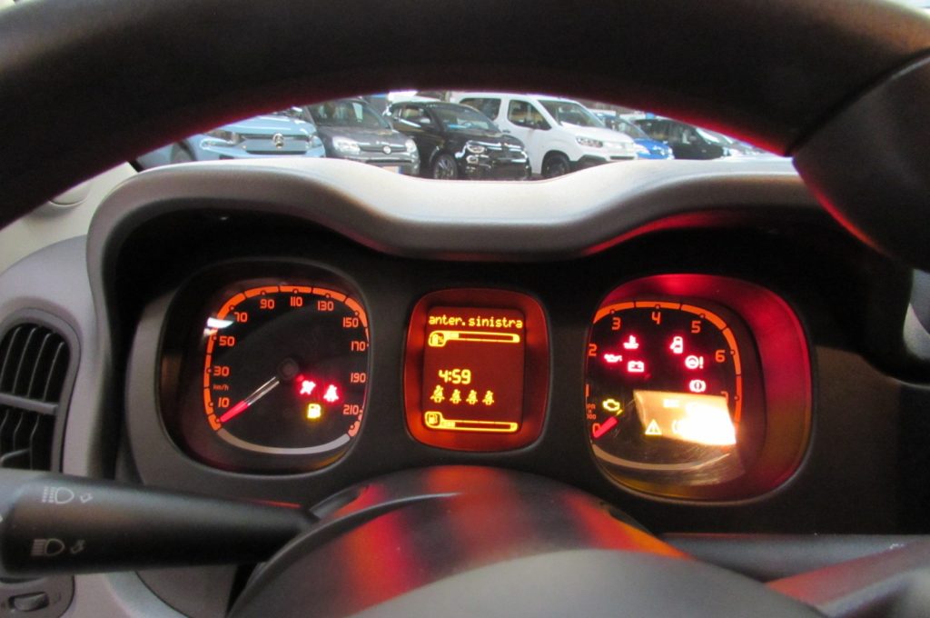 FIAT Panda 1.0 FireFly S&S Hybrid City Life - 8
