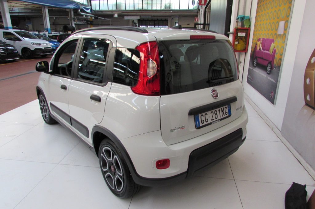 FIAT Panda 1.0 FireFly S&S Hybrid City Life - 4