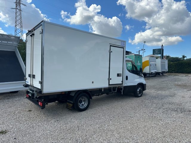 IVECO  Bianco pastello