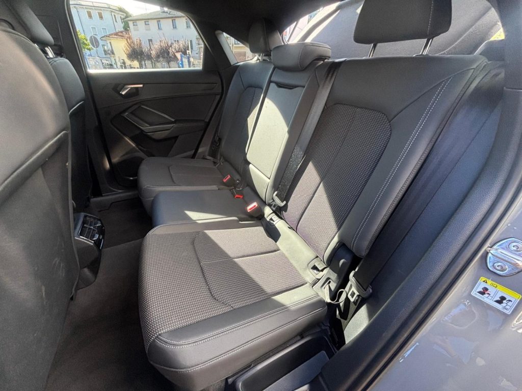AUDI Q3 SPB 40 TDI Quattro S-Tronic S-Line *GANCIO TRAINO - 14
