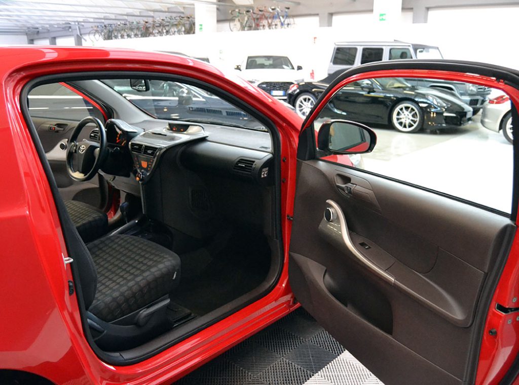 TOYOTA iQ 1.0 Sol Automatica Unico Proprietario Km 48.500 - 3