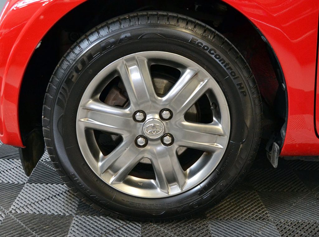 TOYOTA iQ 1.0 Sol Automatica Unico Proprietario Km 48.500 - 17