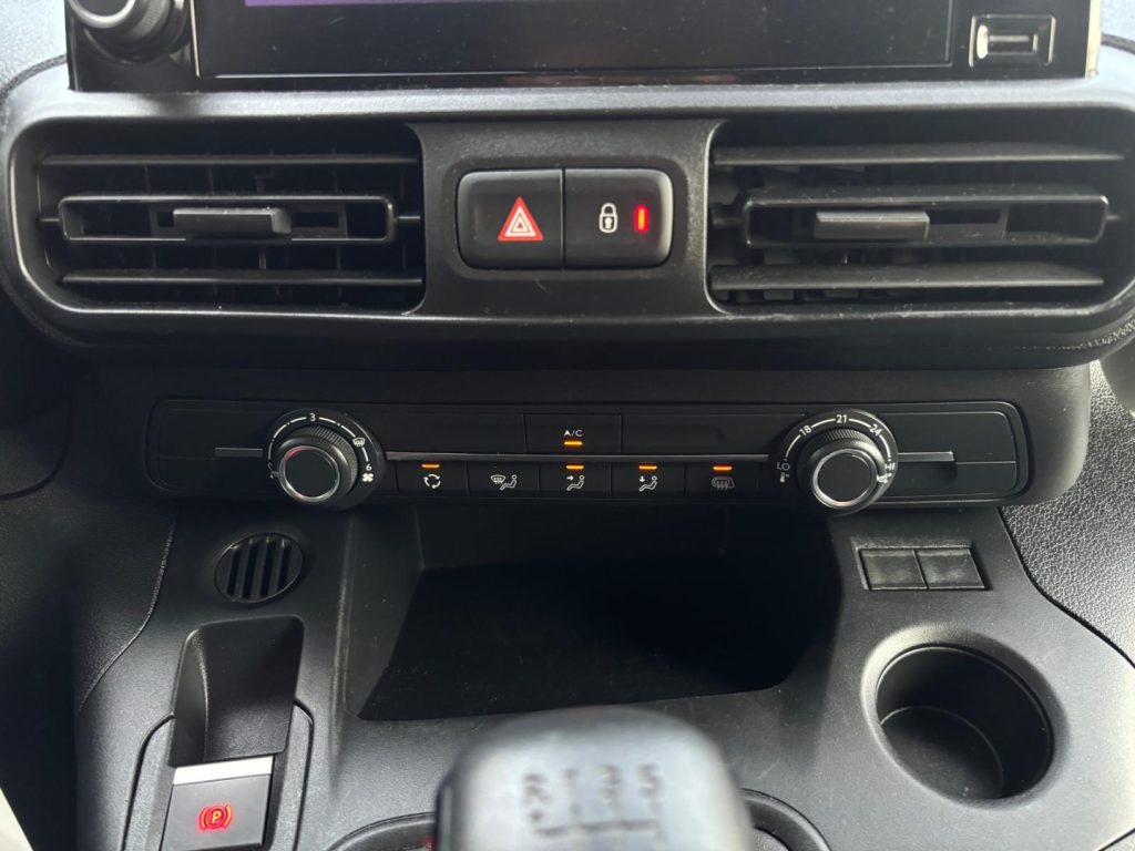 OPEL Combo Cargo 1.5 Diesel 100CV 3posti *UNICO PROPRIETARIO - 18