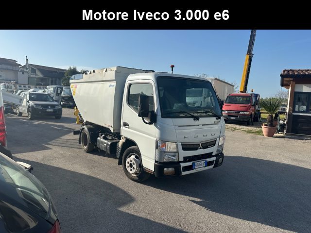 MITSUBISHI FUSO  Bianco pastello