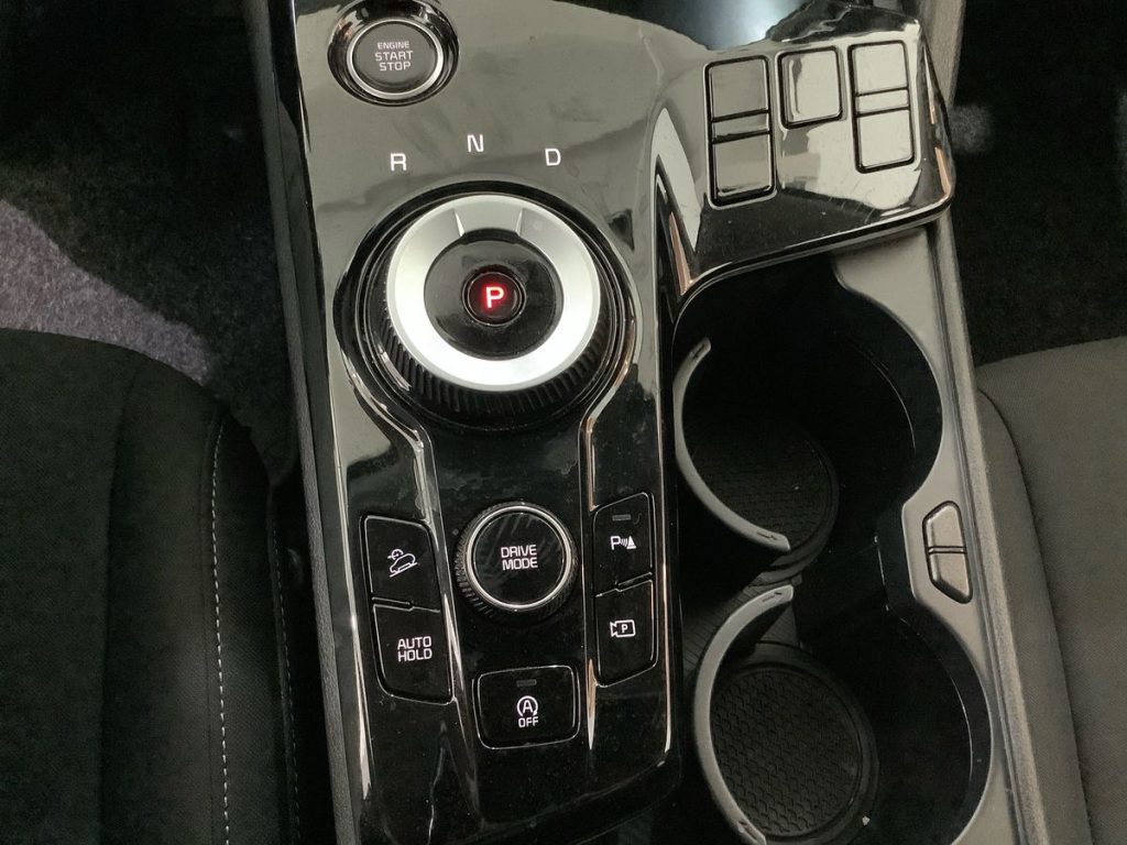 KIA Sportage 1.6 CRDi MHEV DCT Style - 22