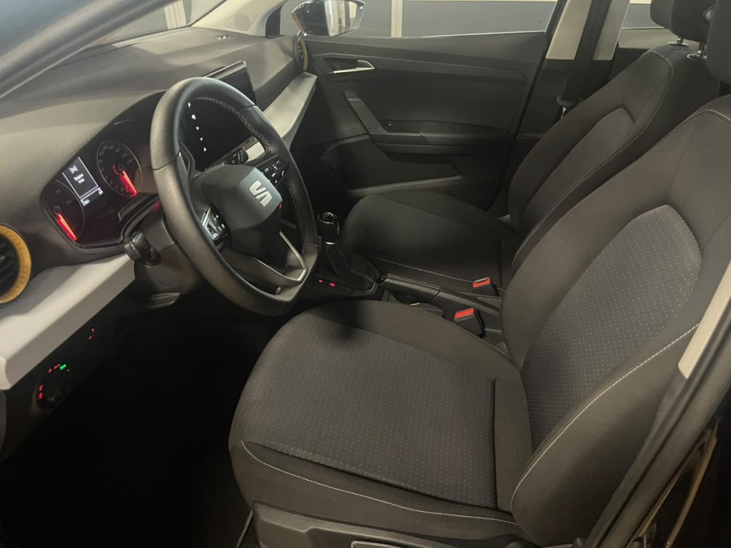 SEAT Ibiza 1.0 TGI 5 porte Business - 12