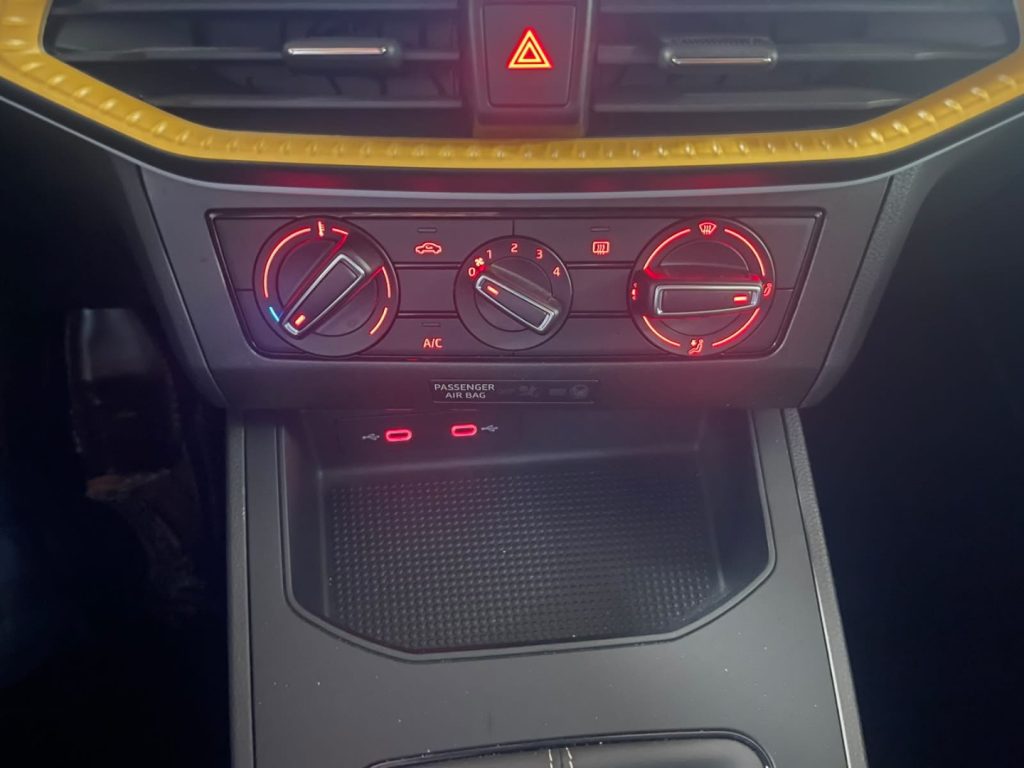 SEAT Ibiza 1.0 TGI 5 porte Business - 17