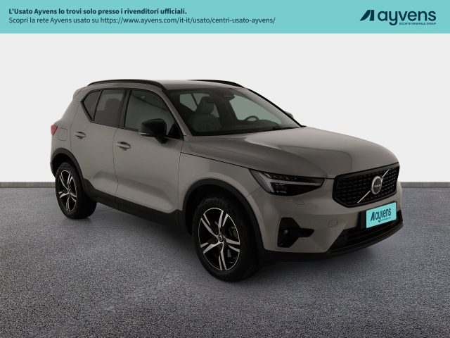 VOLVO XC40 Grigio metallizzato