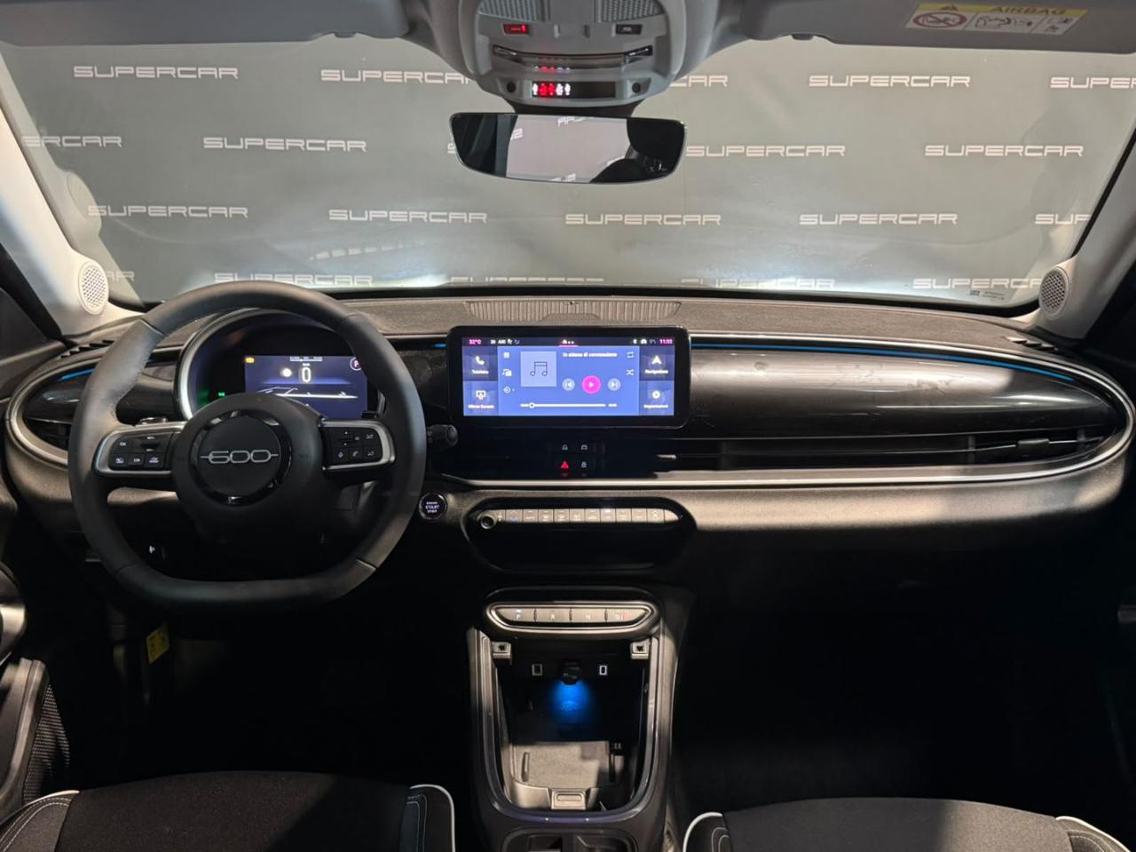 FIAT 600 Hybrid 145 CV DCT MHEV Pop - 10