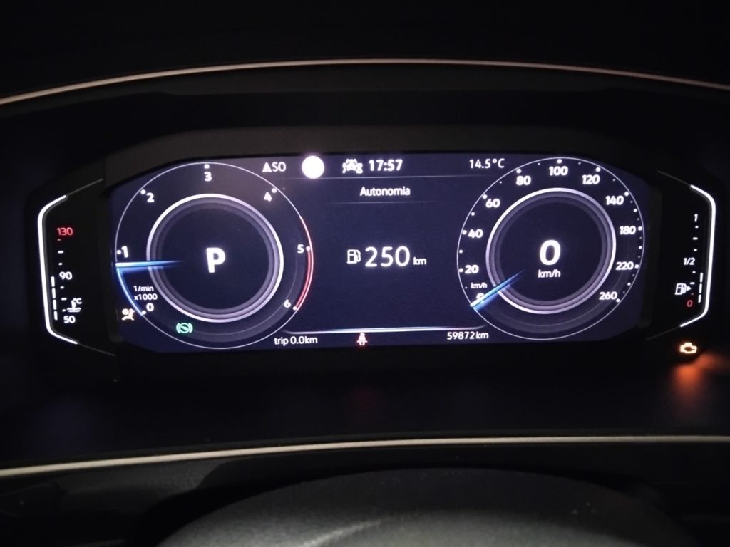 VOLKSWAGEN Tiguan 2.0 TDI SCR DSG Elegance 18 MATRIX PELLE - 22