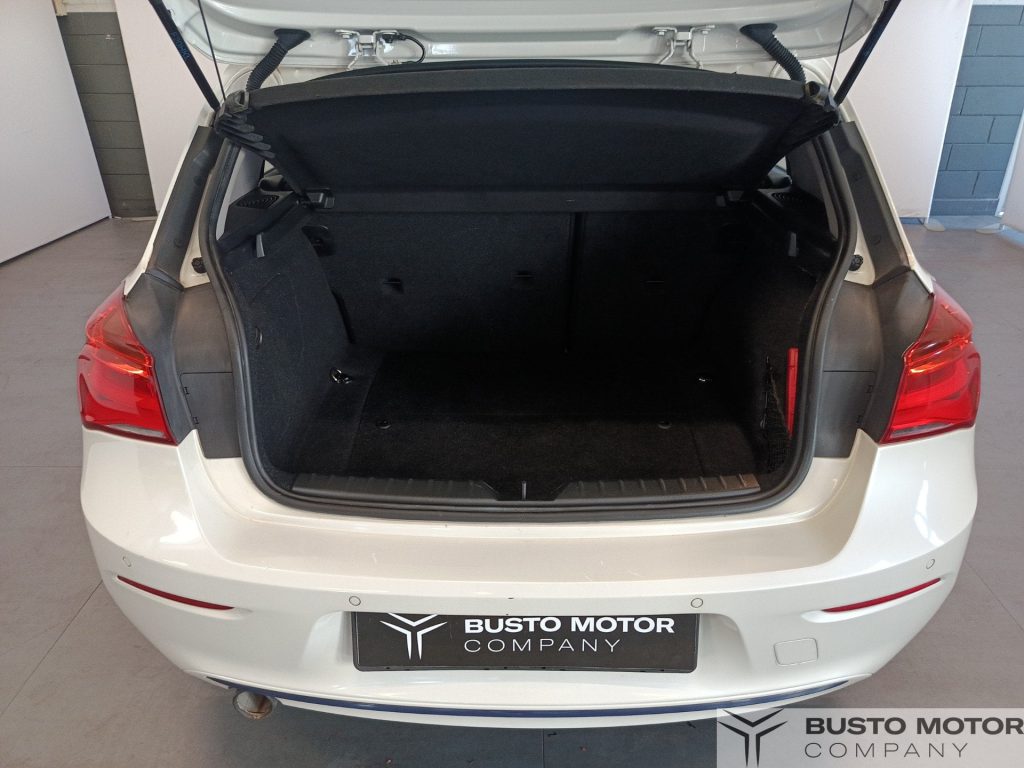 BMW 116 116d Sport 5p auto - 10