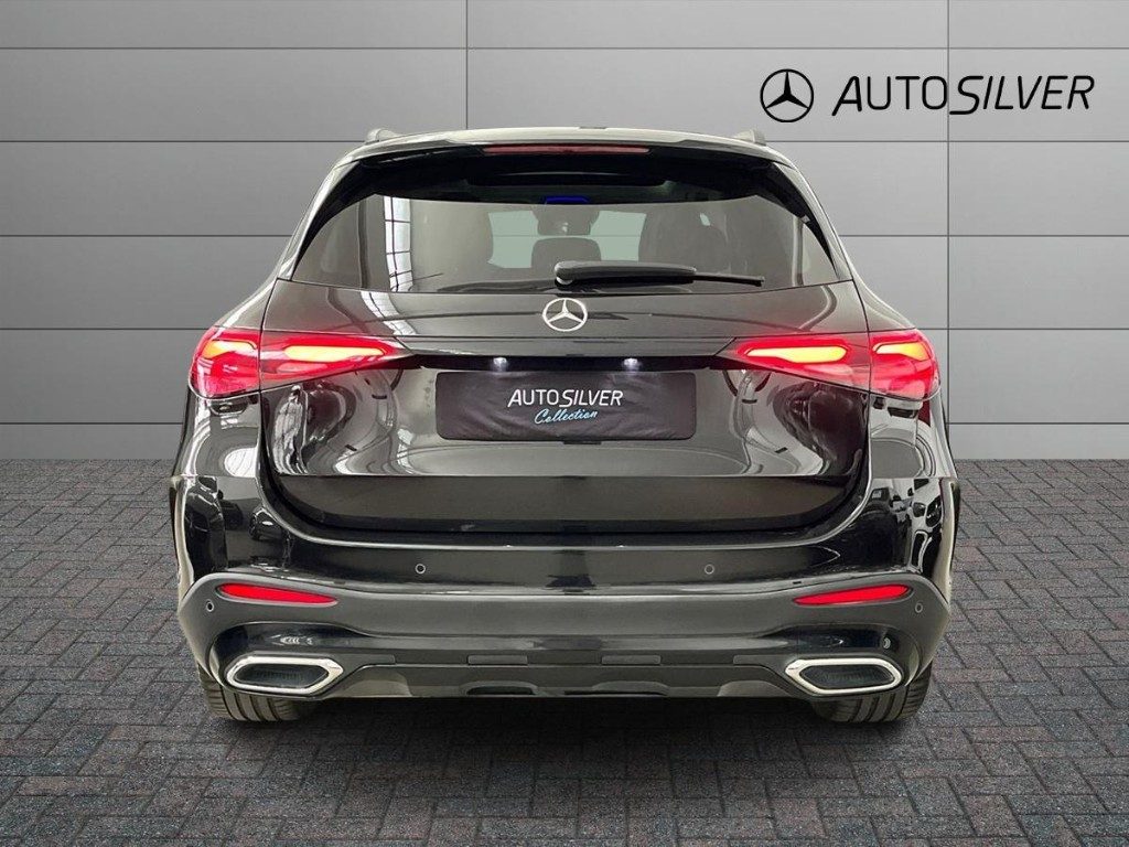 MERCEDES-BENZ GLC 220 d 4Matic Mild Hybrid AMG Line Premium Plus - 4