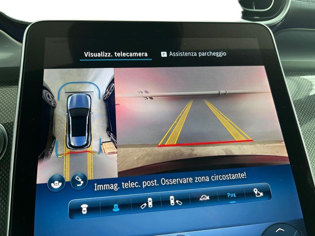 MERCEDES-BENZ GLC 220 d 4Matic Mild Hybrid AMG Line Premium Plus - 12