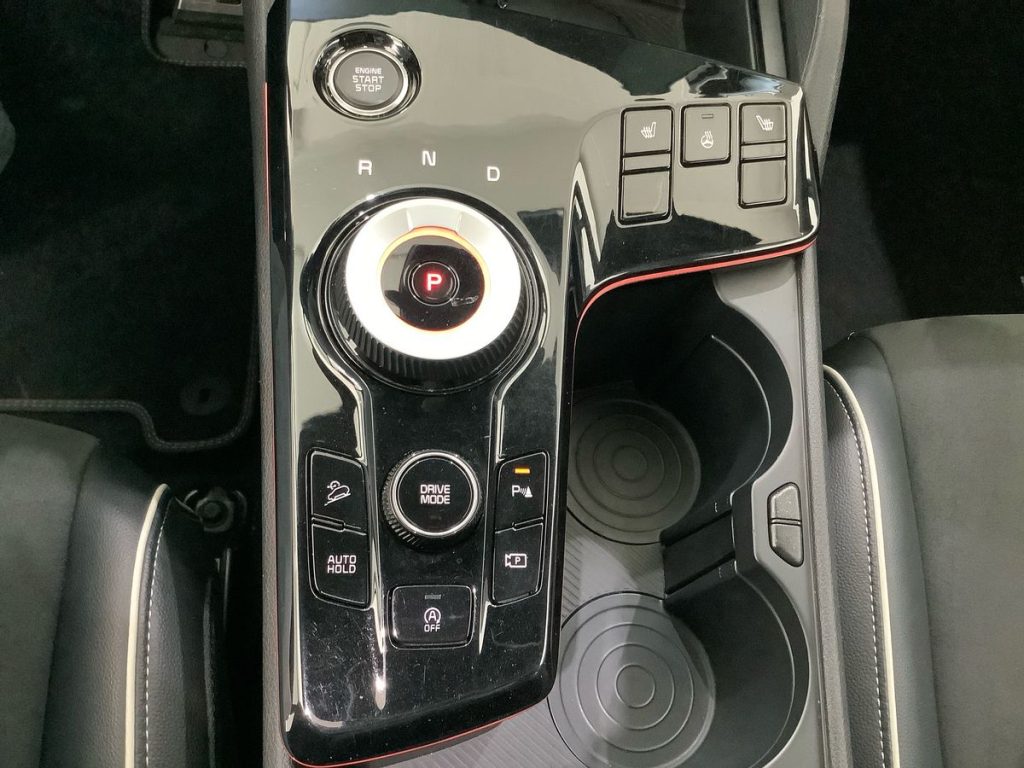 KIA Sportage 1.6 CRDi MHEV DCT GT-line - 23