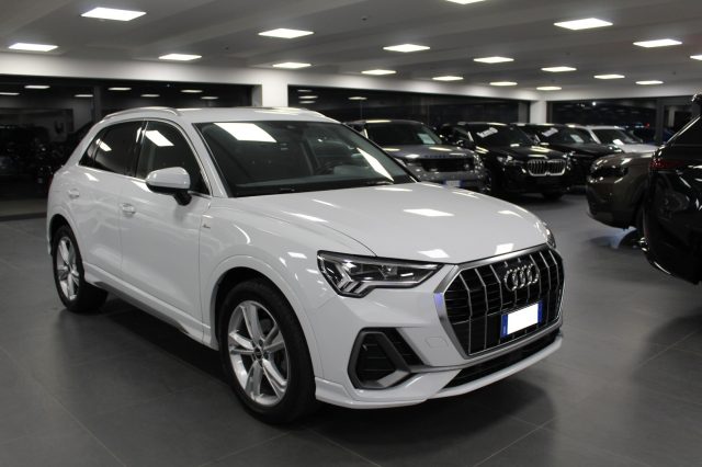 AUDI Q3 2.0 TDI 150 CV S-Tronic S-Line Edition 