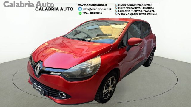 RENAULT Clio Rosso metallizzato