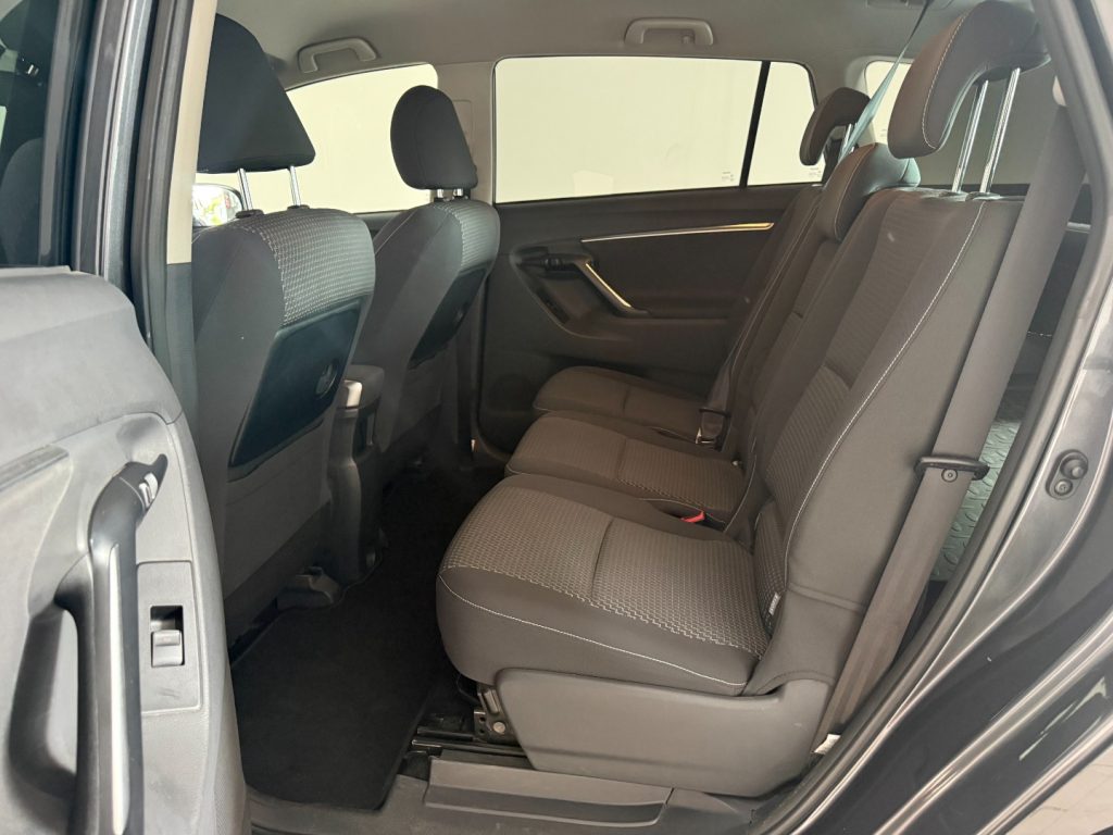 TOYOTA Verso 1.6 Style - 21