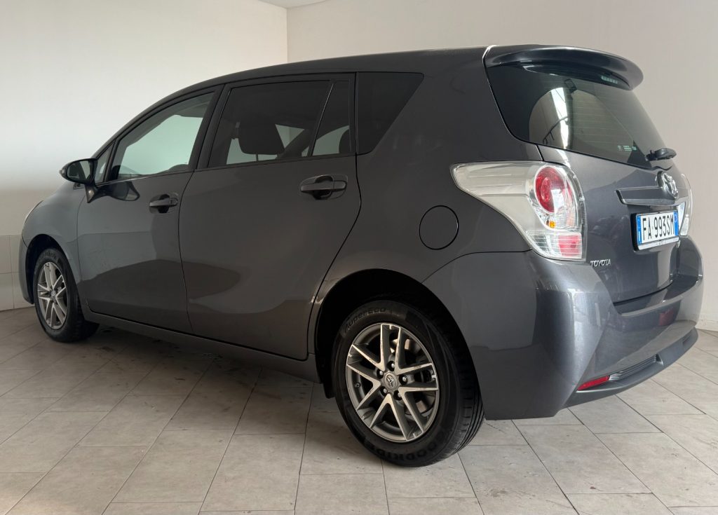 TOYOTA Verso 1.6 Style - 4