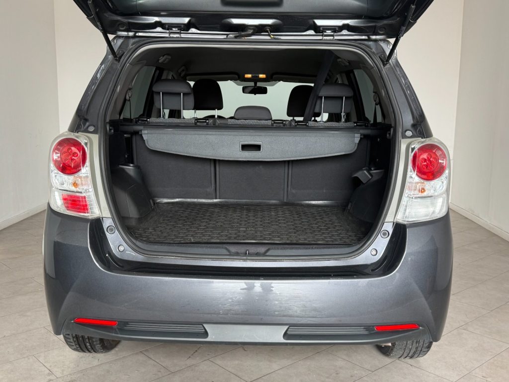 TOYOTA Verso 1.6 Style - 6