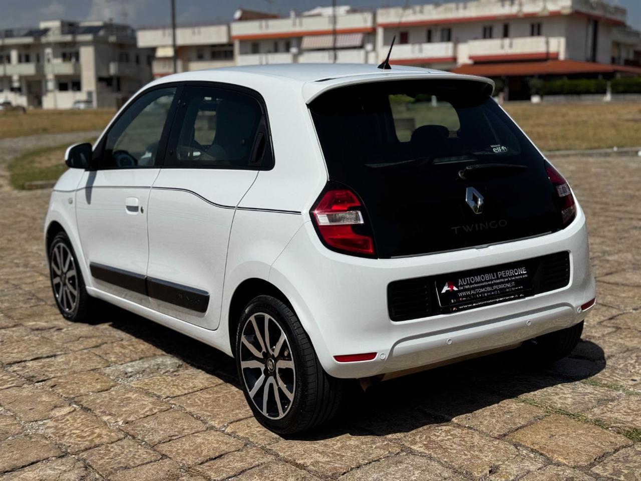 RENAULT Twingo 1.0 Intens - 10
